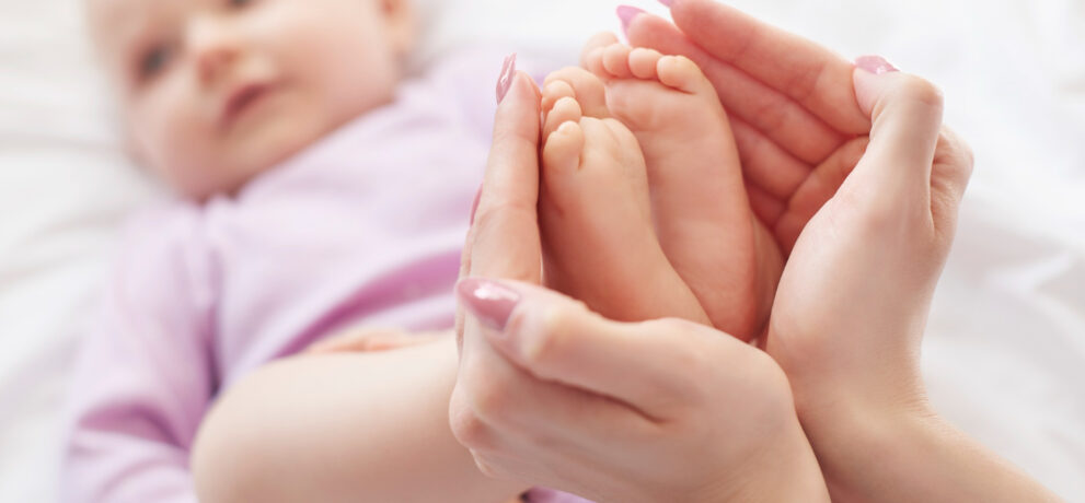 Dlaczego warto wspierać rozwój niemowląt od pierwszych miesięcy życia?